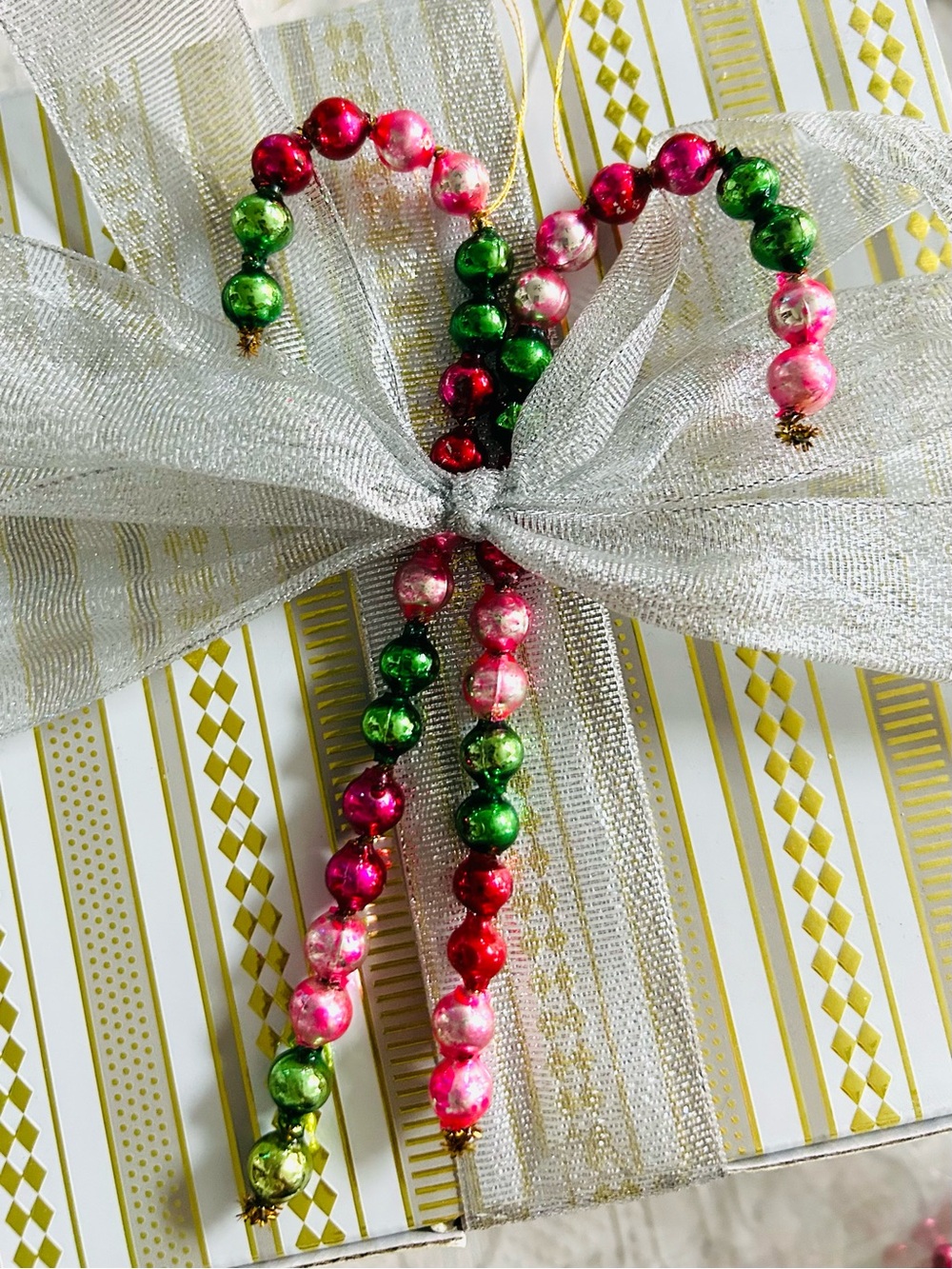 🎄 Vintage repurposed mercury glass bead candy cane holiday Christmas ornaments - Picture 5 of 6